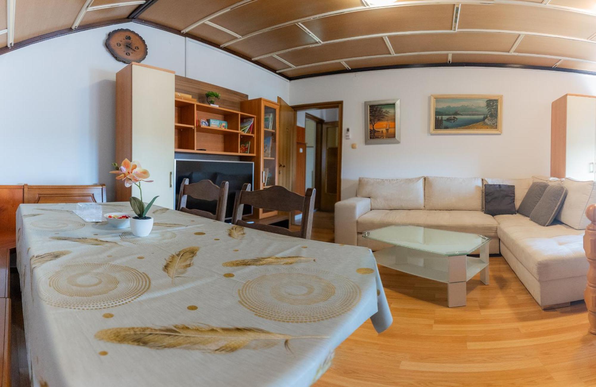 לובליאנה Rooms Kozarje מראה חיצוני תמונה